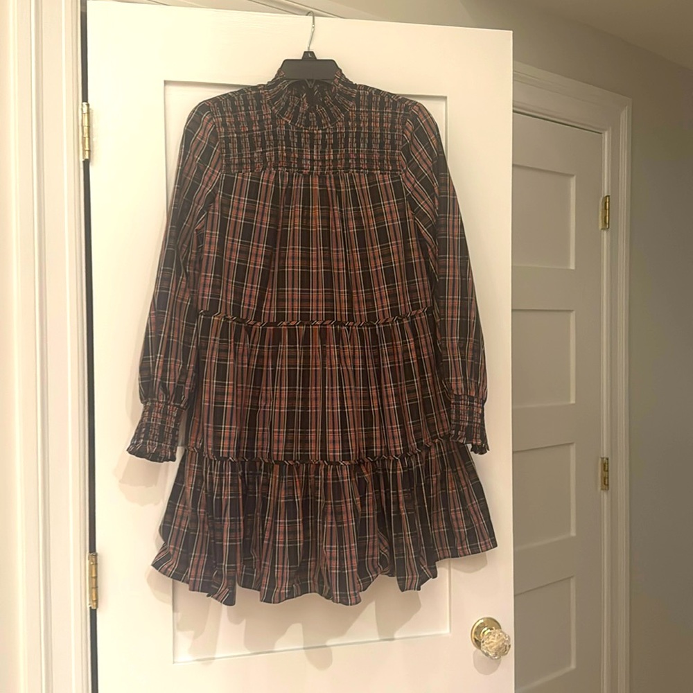 Veronica beard plaid silk taffeta dress.  Size 4.  Excellent condition.